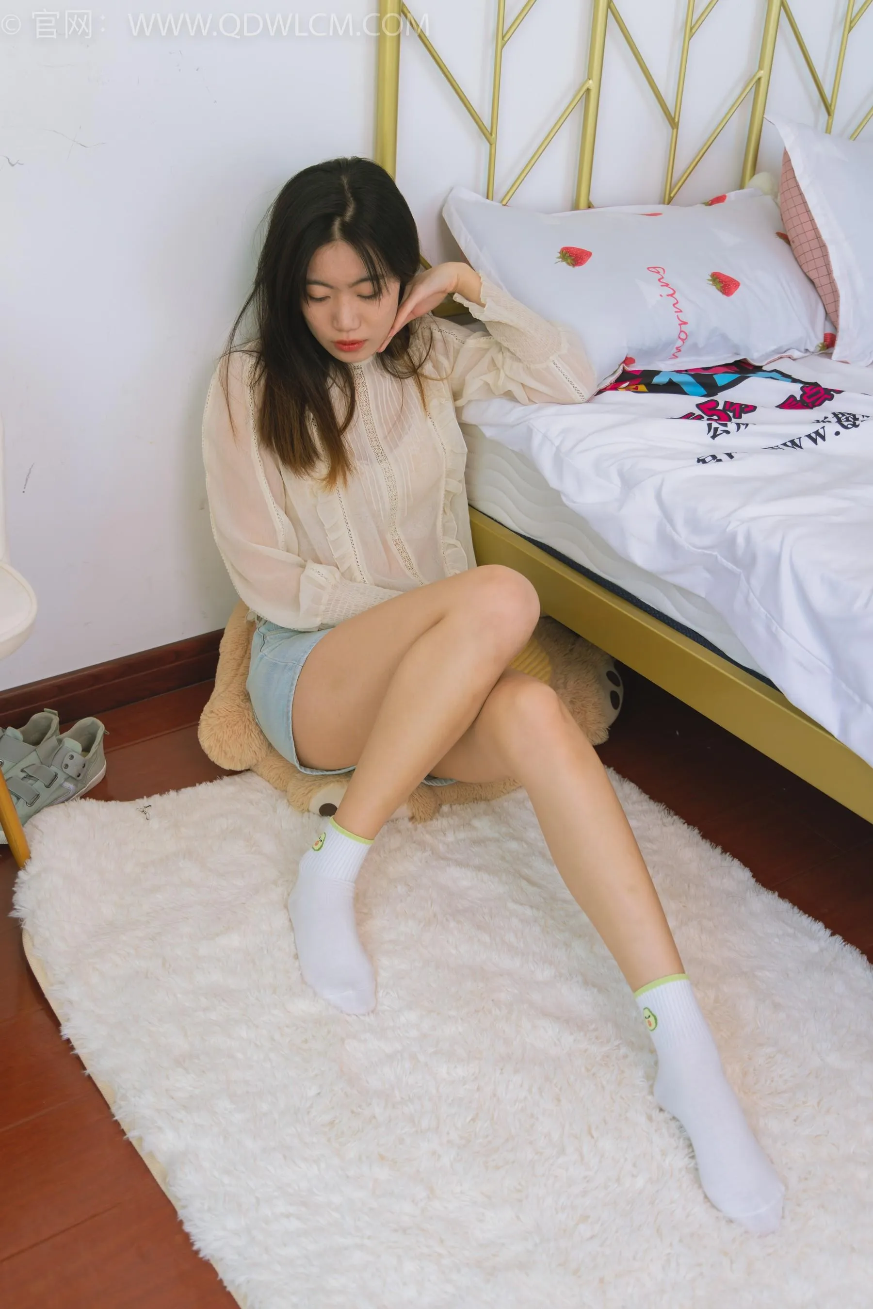 物恋传媒 NO.1545 小北-人潮汹涌 [150P]插图3